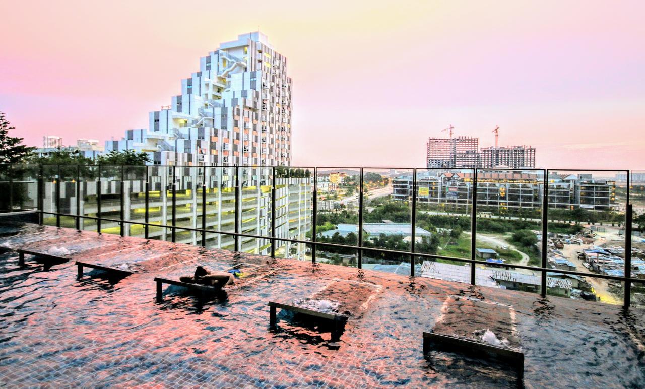 Solstice Service Apartment Cyberjaya Wifi Netflix Klia Extérieur photo