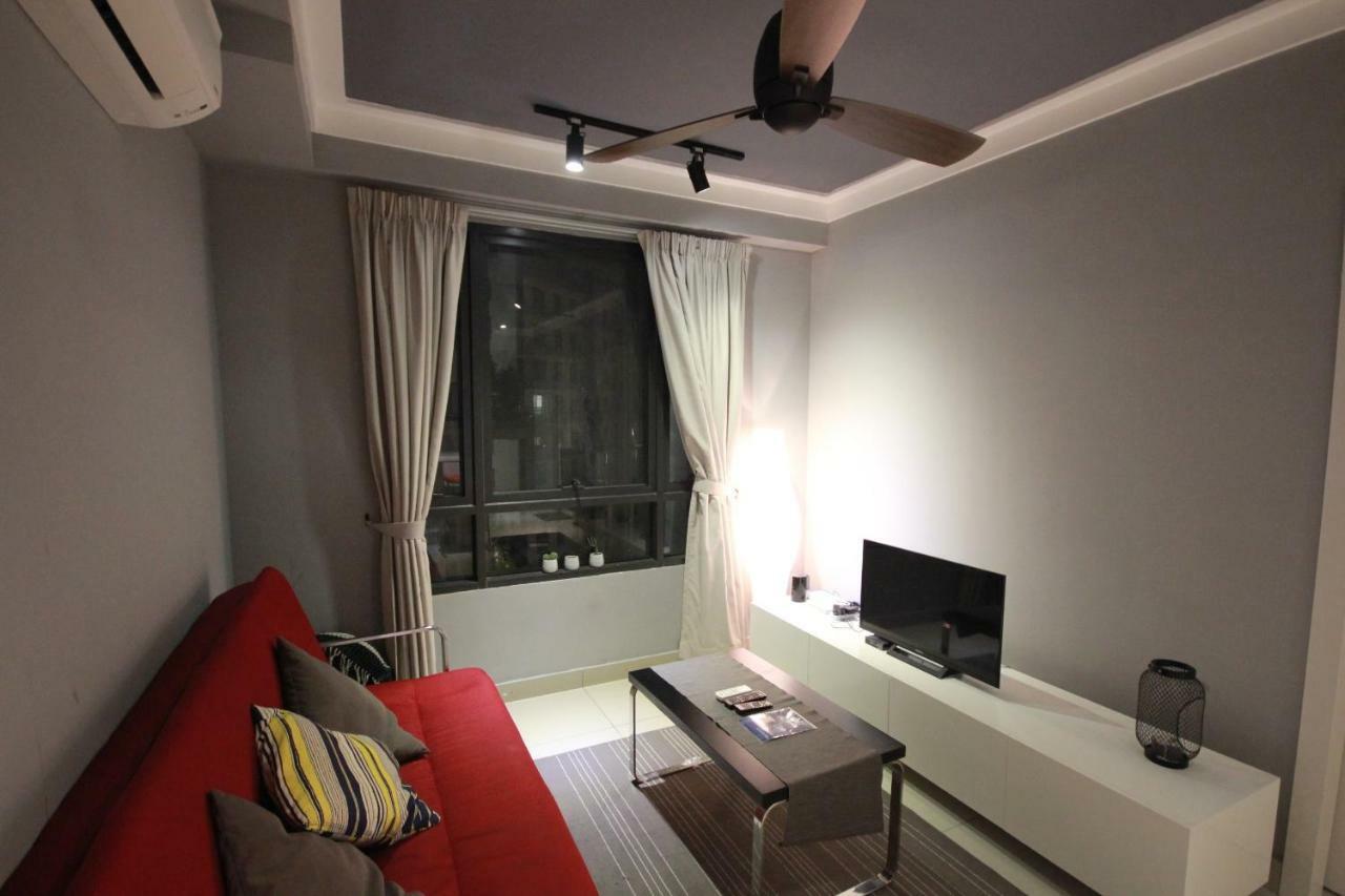 Solstice Service Apartment Cyberjaya Wifi Netflix Klia Extérieur photo